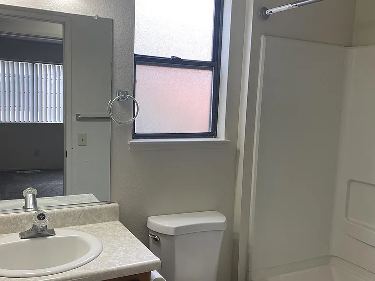 3500 Shawnee Dr #B — Photo 10