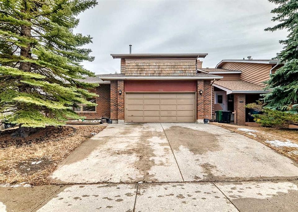 1st image of 744 E Strathcona Dr SW