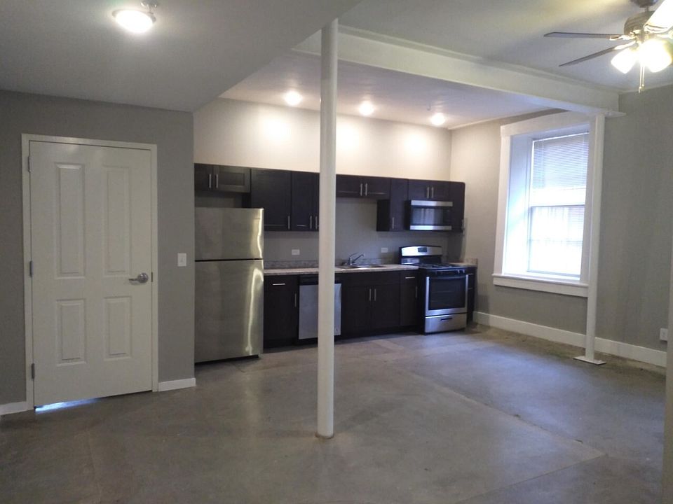 1st image of 419-423 Brady St #1