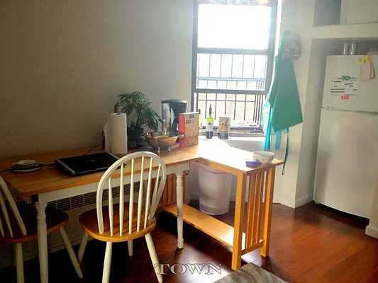 Rented by Town Residential | media 19