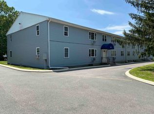 105 Horse Pond Rd APT F, Salem, CT 06420