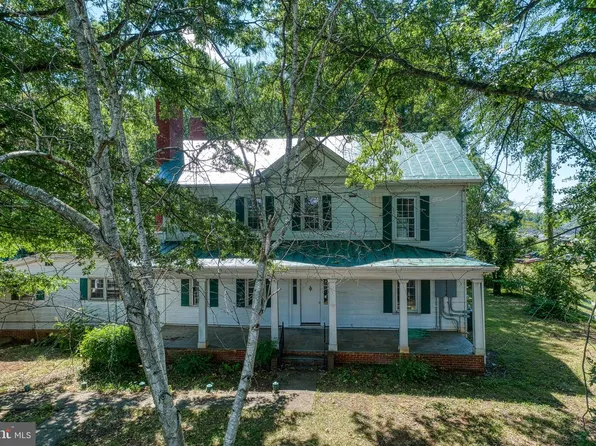 150 N Main St, Madison, VA 22727