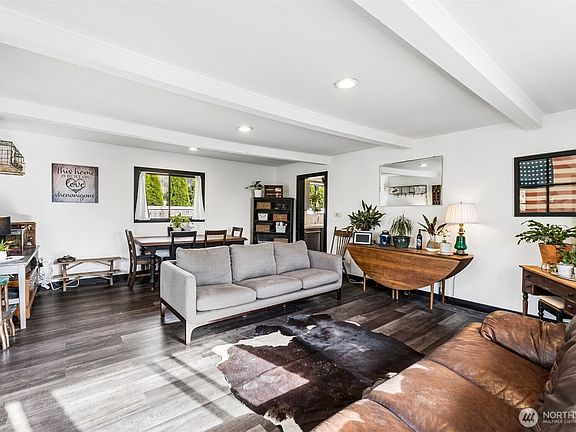4th image of 1241 SW Myrtle Street