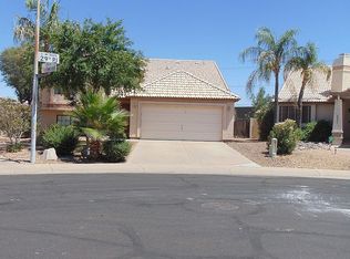 2925 E Redwood Ln, Phoenix, AZ 85048