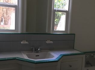 13145 Hesby St, Sherman Oaks, CA 91423