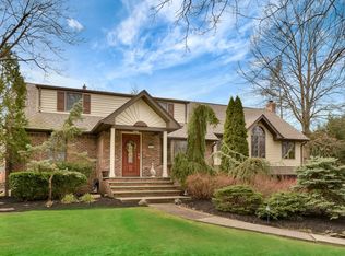 307 Martin St, River Vale, NJ 07675