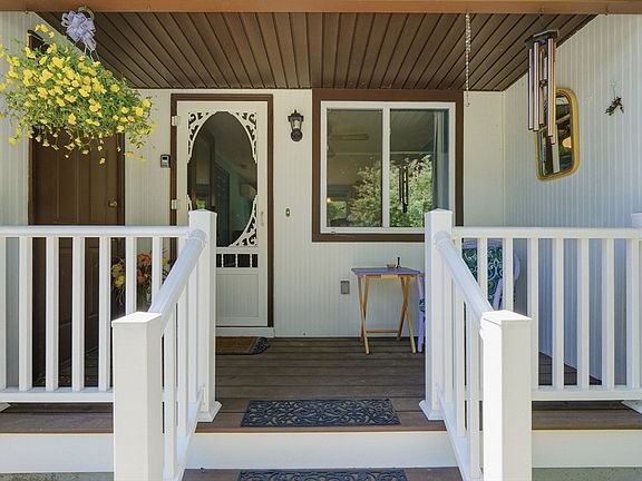 4th image of 5 Lanebrook Cir