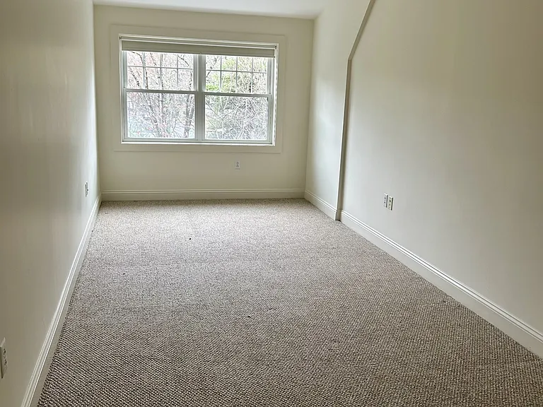 Warner Woods Apartments — Photo 28