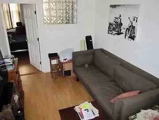 Rented by New York Realty Minimax Inc | media 5