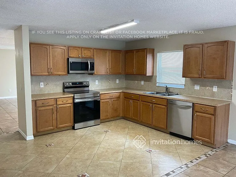1327 Aguacate Ct — Photo 9