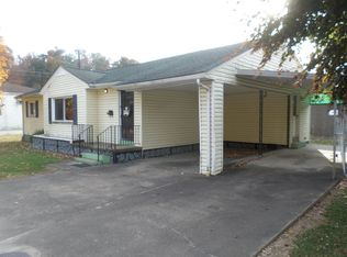 621 Handley Rd, Huntington, WV 25704