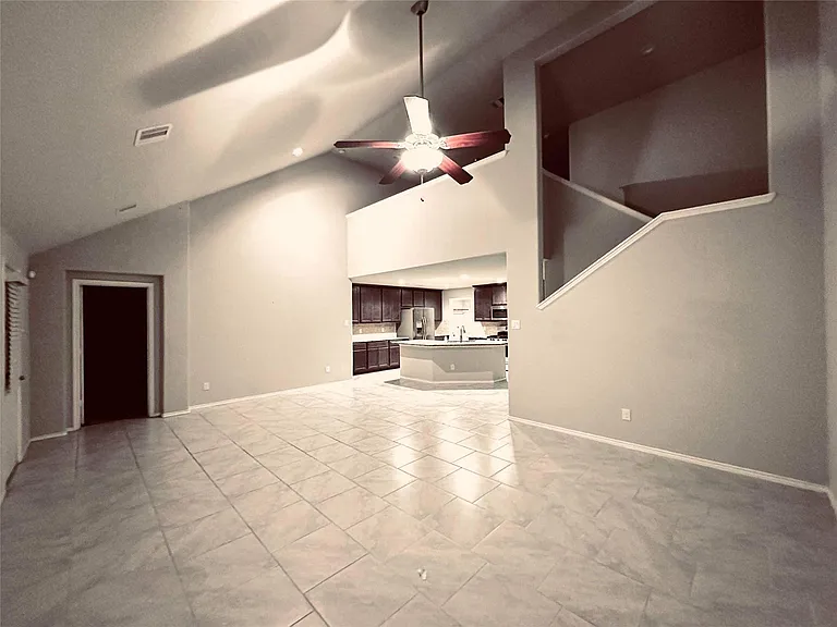 22043 Mission Canyon Ln — Photo 4