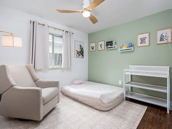 536 W Metcalfe St — Photo 9
