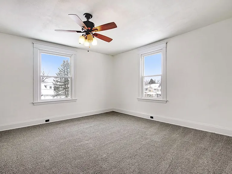 3933 Grove Ave — Photo 7