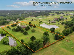 262 Briar Creek Rd, Whitesboro, TX 76273