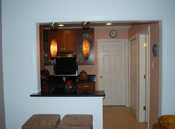 5th image of 1014 Saint Julien Dr APT B2