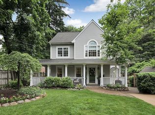 9 E Oak St, Ramsey, NJ 07446