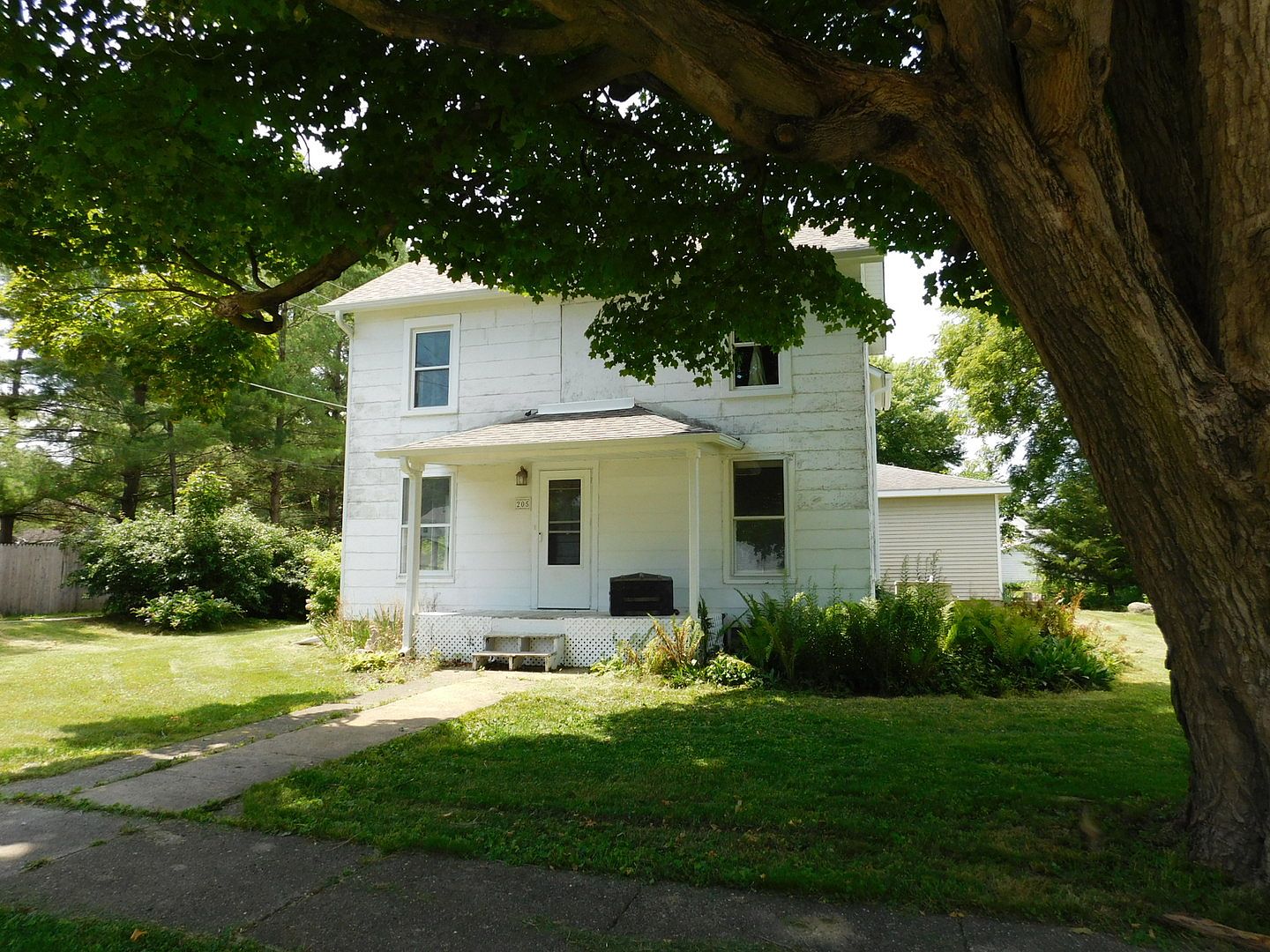 205 N Nokomis St, Shabbona, IL 60550 MLS 11832196 Zillow