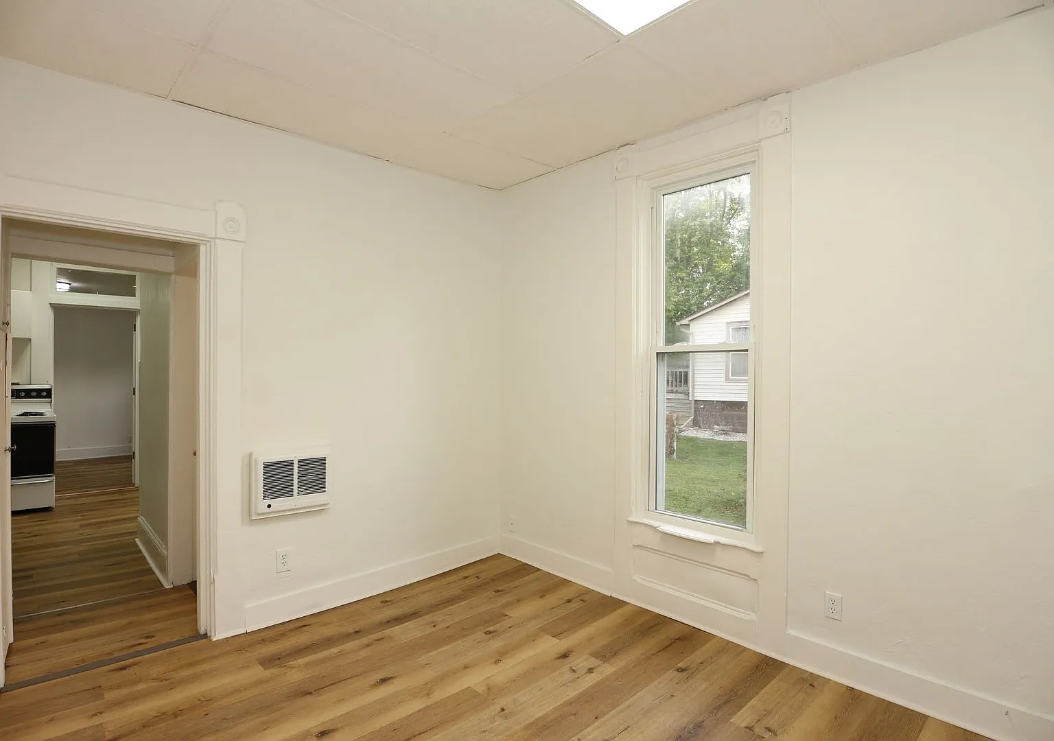 1 Bedroom Crawfordsville Duplex! — Photo 2