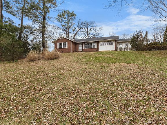 2nd image of 725 Kleeman Dr