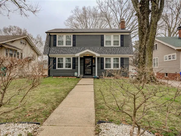 140 N Woodlawn Ave, Decatur, IL 62522