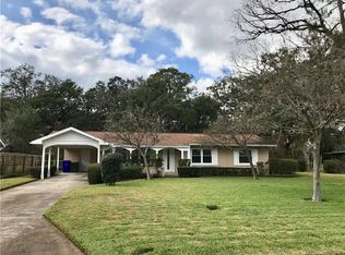 1211 Orange Ave, Tavares, FL 32778