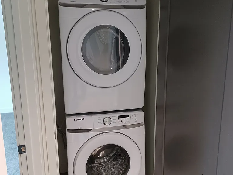 washer/dryer in 2 bedroom unit