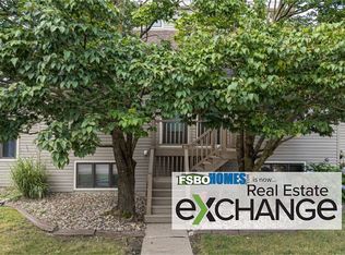 2112 35th St APT 3, Rock Island, IL 61201