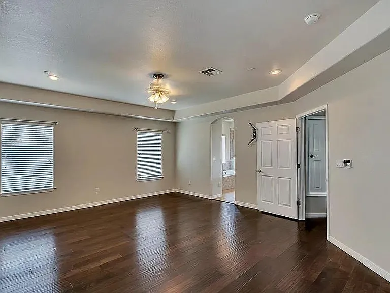 6305 Franklin Summit Dr — Photo 7