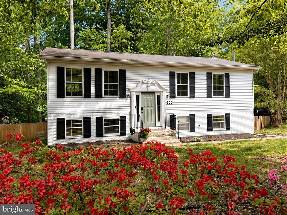 1st image of 605 Mermaid Ct