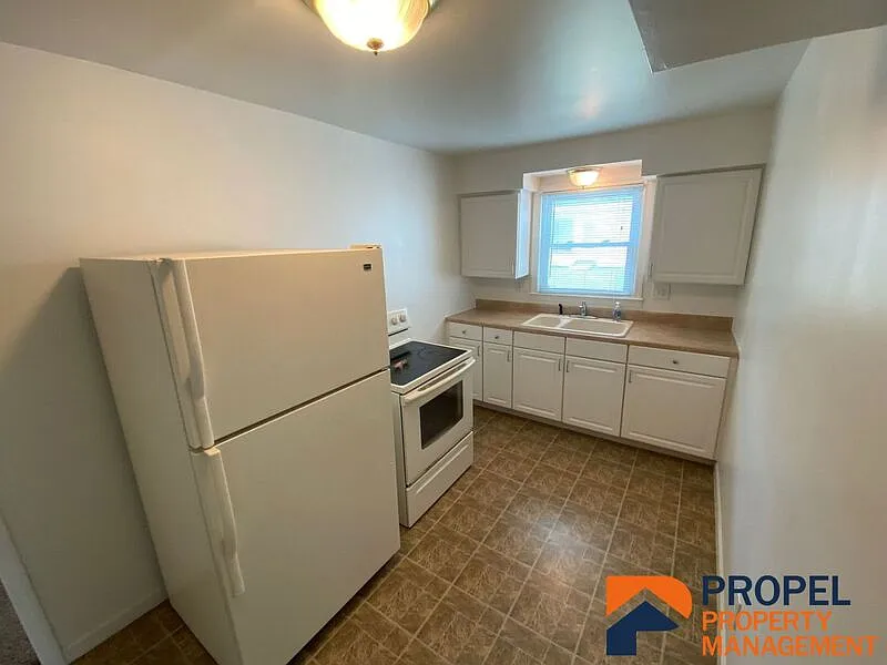 2 bed, 1.0 bath, 700 sqft, $850 — Photo 4