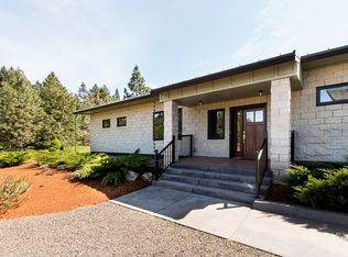 3843 Neal Creek Rd, Hood River, OR 97031