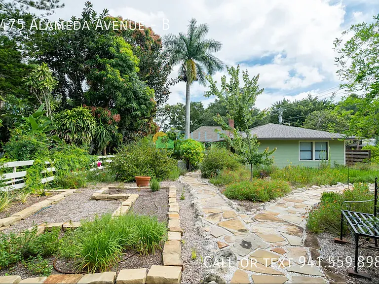 2475 Alameda Ave #B — Photo 2