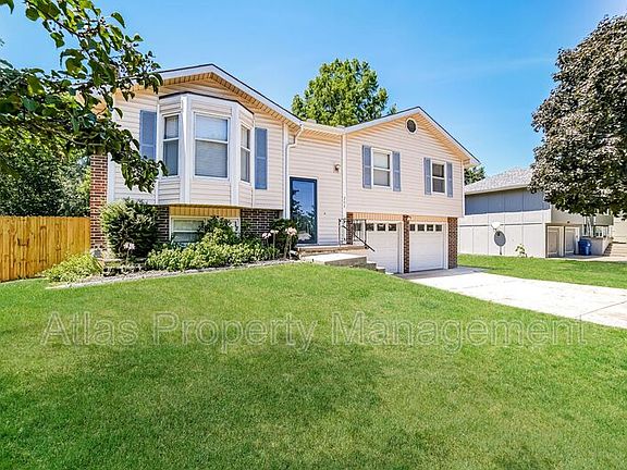 4th image of 208 Richfield Ct