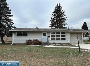 1003 S 11th Ave, Virginia, MN 55792