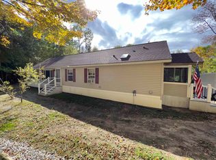 105 Brock Hill Rd, Grafton, NH 03240