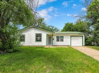 2535 Western Park Dr, Dallas, TX 75211