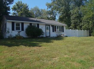 54 Elizabeth Rd, Billerica, MA 01821