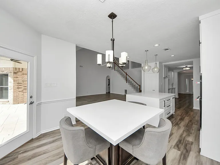 11207 Satin Tail Ln — Photo 12