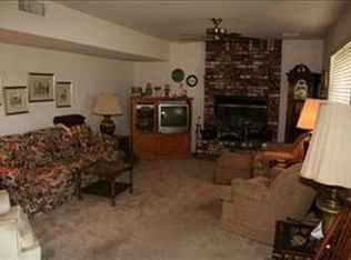 816 Pebble Beach Dr, Bakersfield, CA 93309