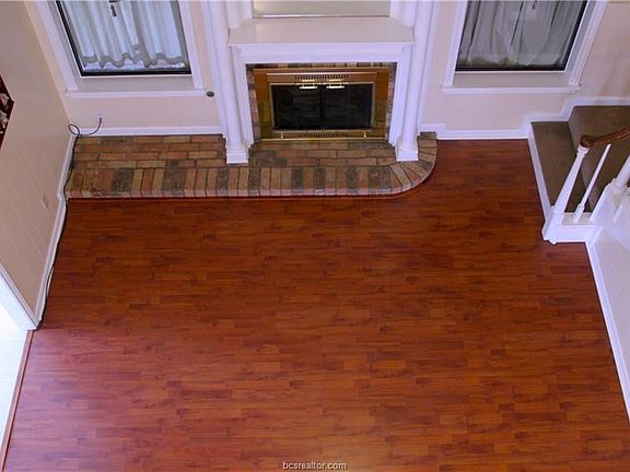 5th image of 2703 Teakwood Ct