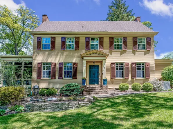 3940 Red Bud Ave, Cincinnati, OH 45229