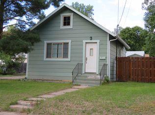 113 10th Ave NE, Minot, ND 58703