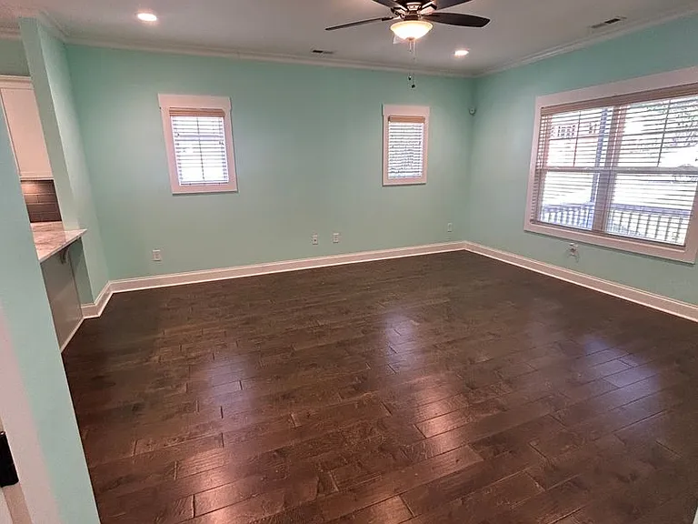 27 Burgess Ave — Photo 17