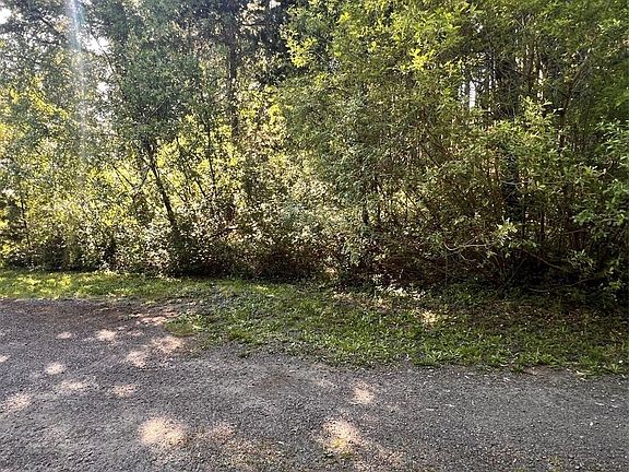 2nd image of 61 NE Fern Court