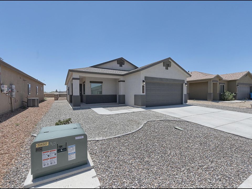 1st image of 10129 Red Valley St