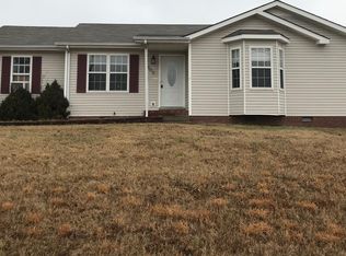 900 Hugh Hunter Rd, Oak Grove, KY 42262