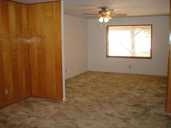 2nd image of 116 Eagle Ave