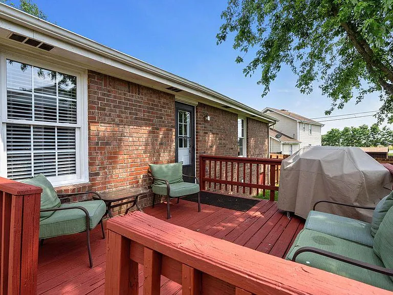 1102 Tobacco Rd — Photo 13