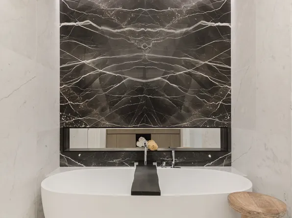 108 Leonard Street image 10 of 28